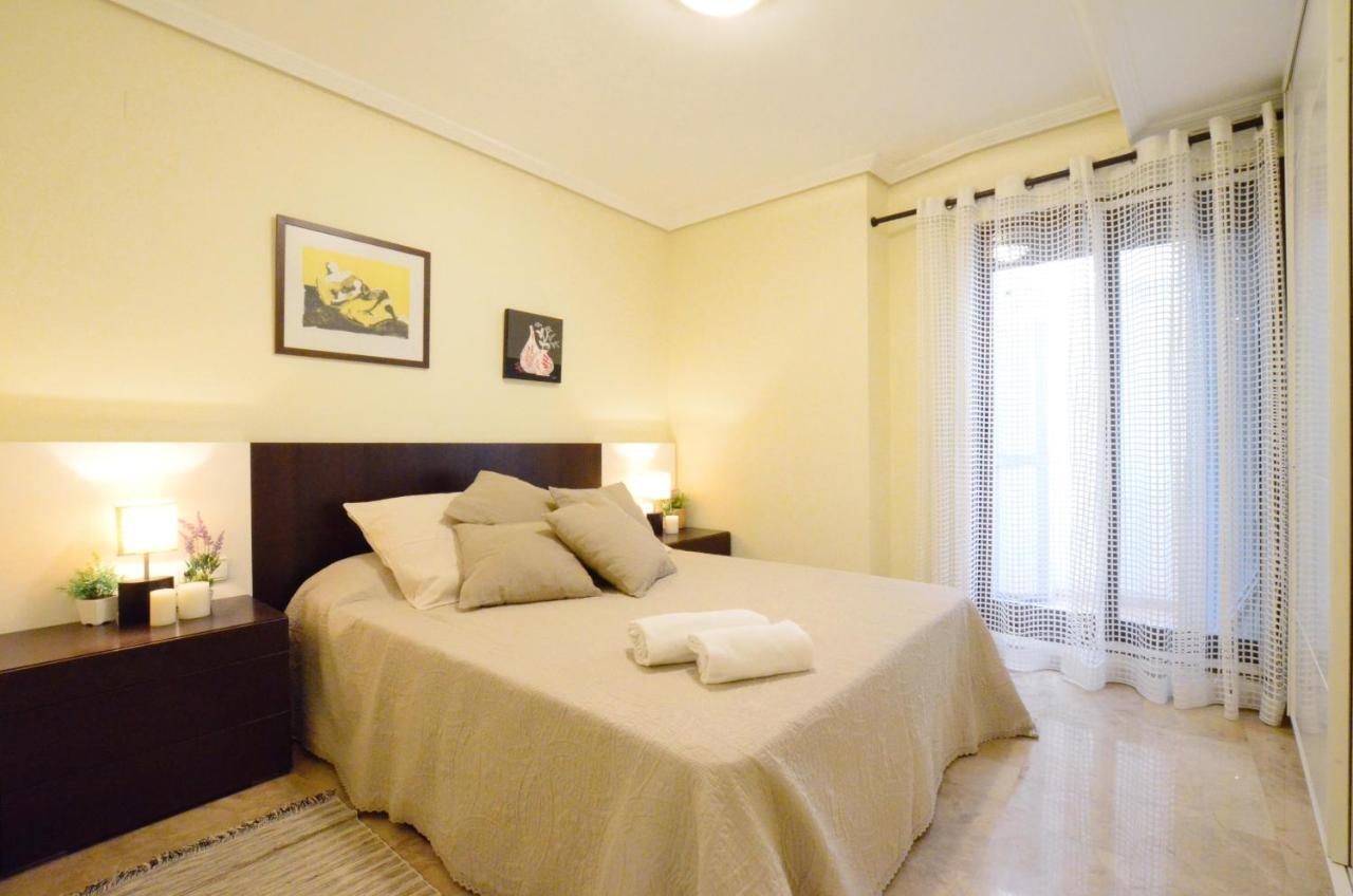 City Center Apartment บาเลนเซีย ภายนอก รูปภาพ